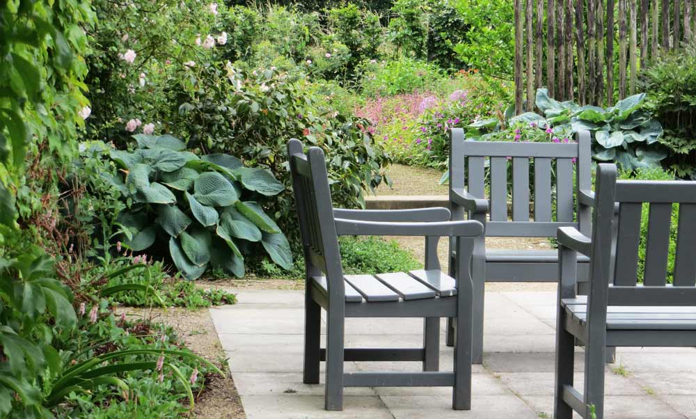 places-to-sit-close-up Viller the Garden photo Frank Fritschy